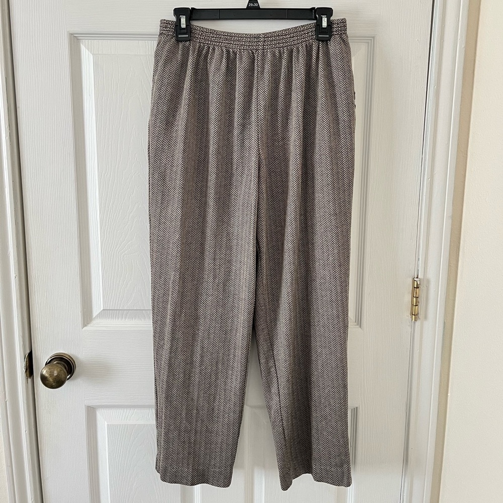 Alfred Dunner Tan Patterned Pull on Pants